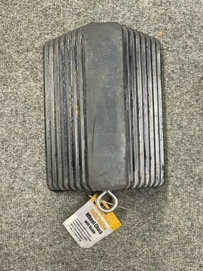 MAXX Heavy Duty Big Rig Truck Rubber Wheel Chock - Black NWT